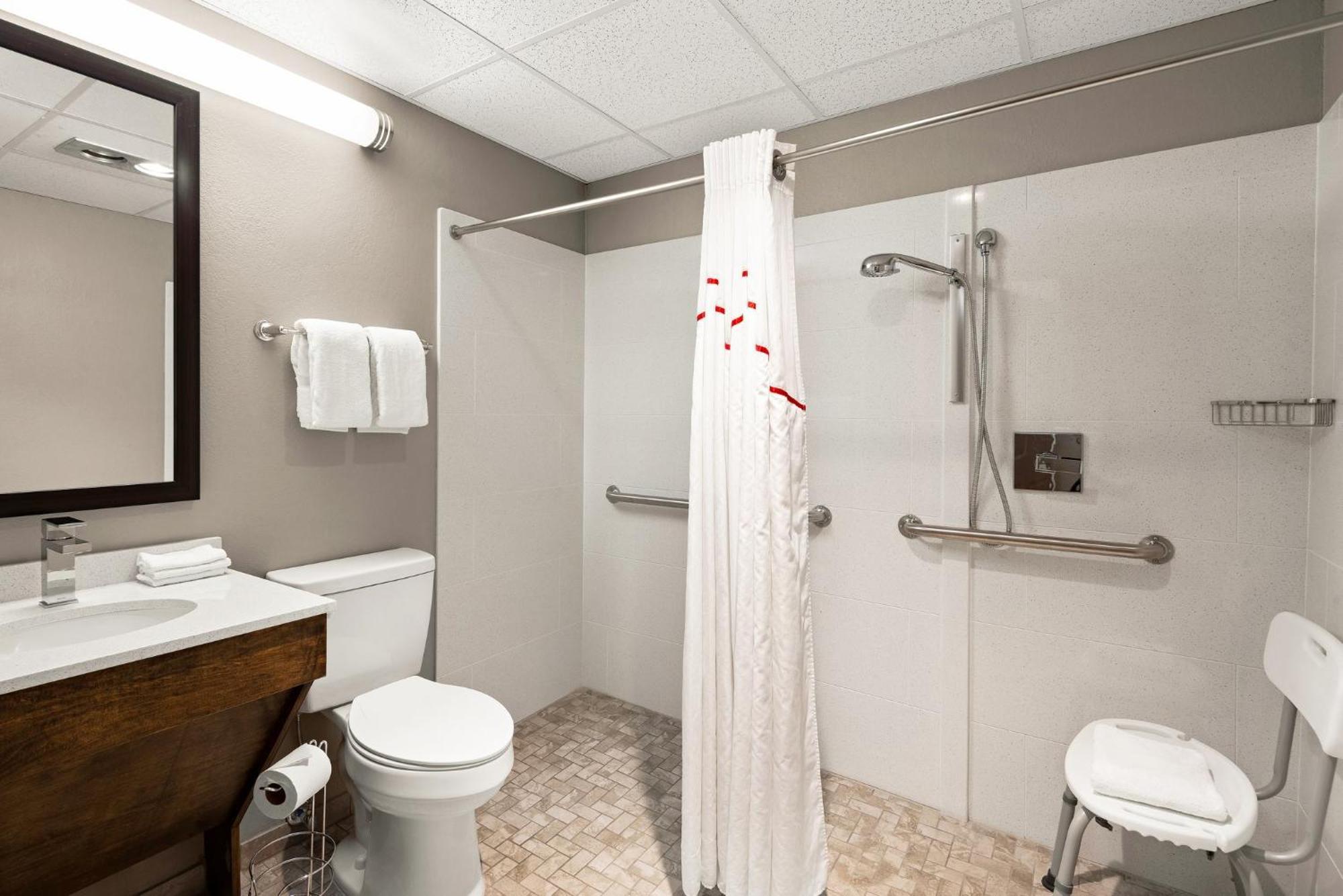 Red Roof Inn Norwich Экстерьер фото