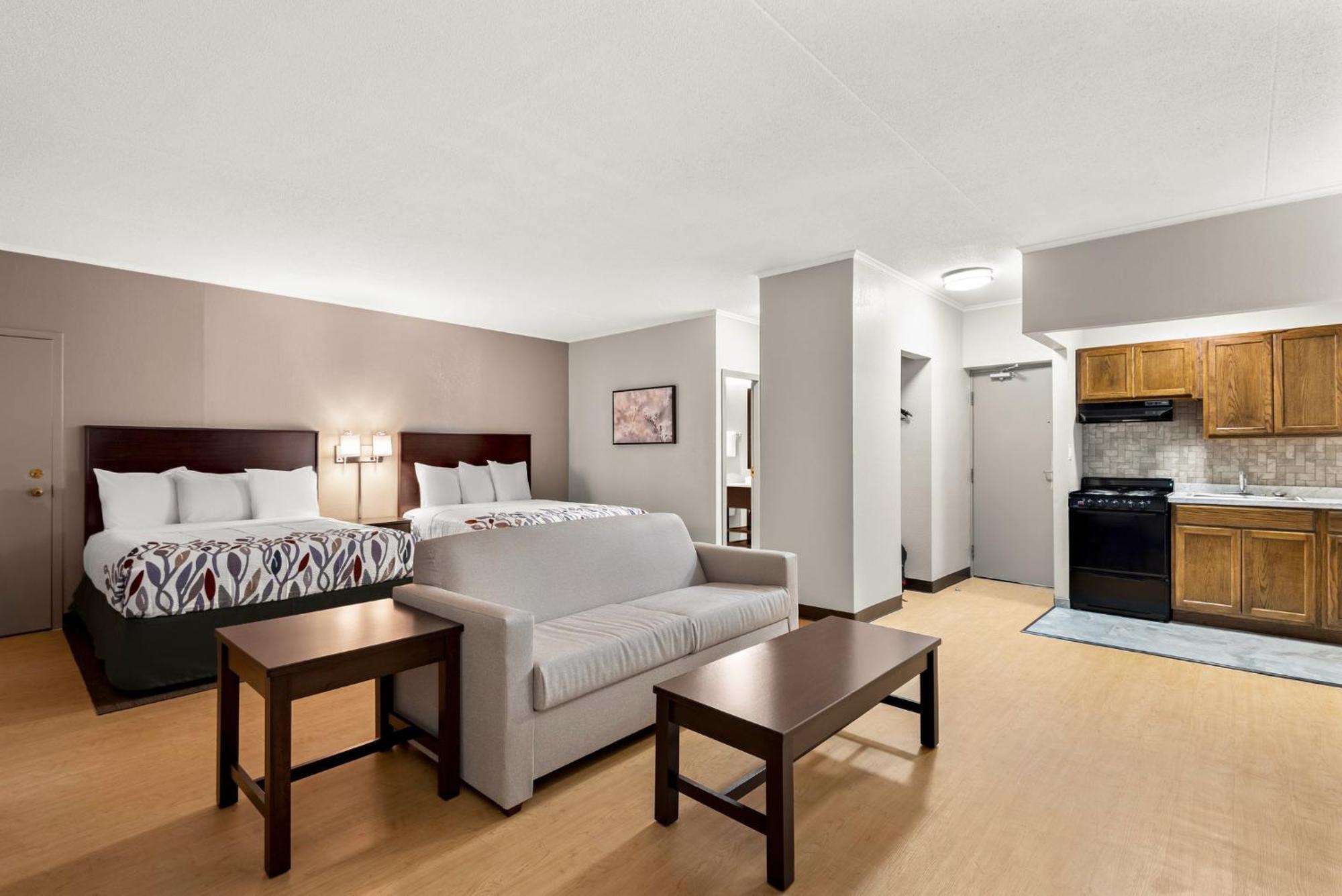 Red Roof Inn Norwich Экстерьер фото