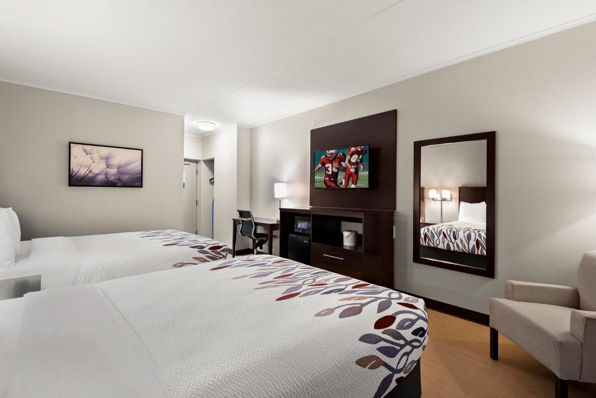 Red Roof Inn Norwich Экстерьер фото
