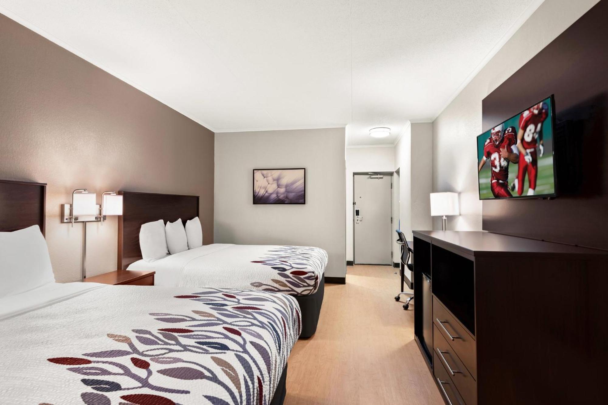 Red Roof Inn Norwich Экстерьер фото