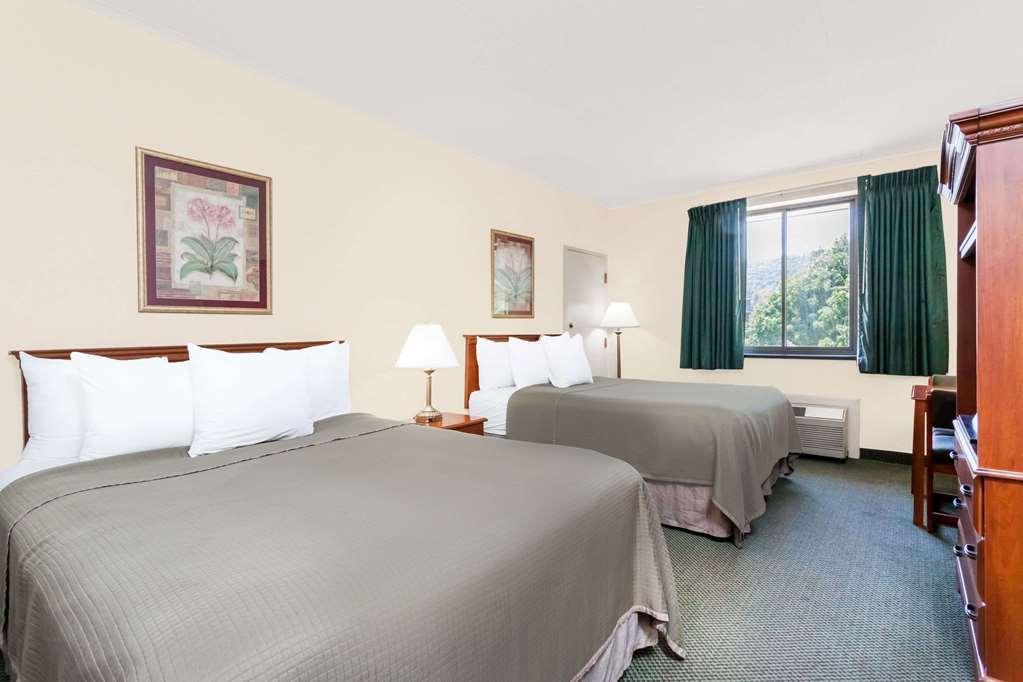 Red Roof Inn Norwich Номер фото