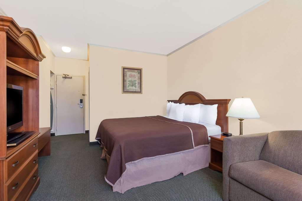 Red Roof Inn Norwich Номер фото